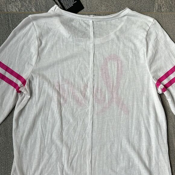 NWT Chaser “Love” Long Sleeve Tee Breast Cancer Awareness Pink Ribbon Graphic M - Picture 8 of 13